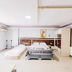 Diamond Suites Residence