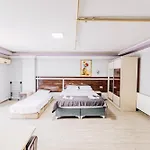 Diamond Suites Residence