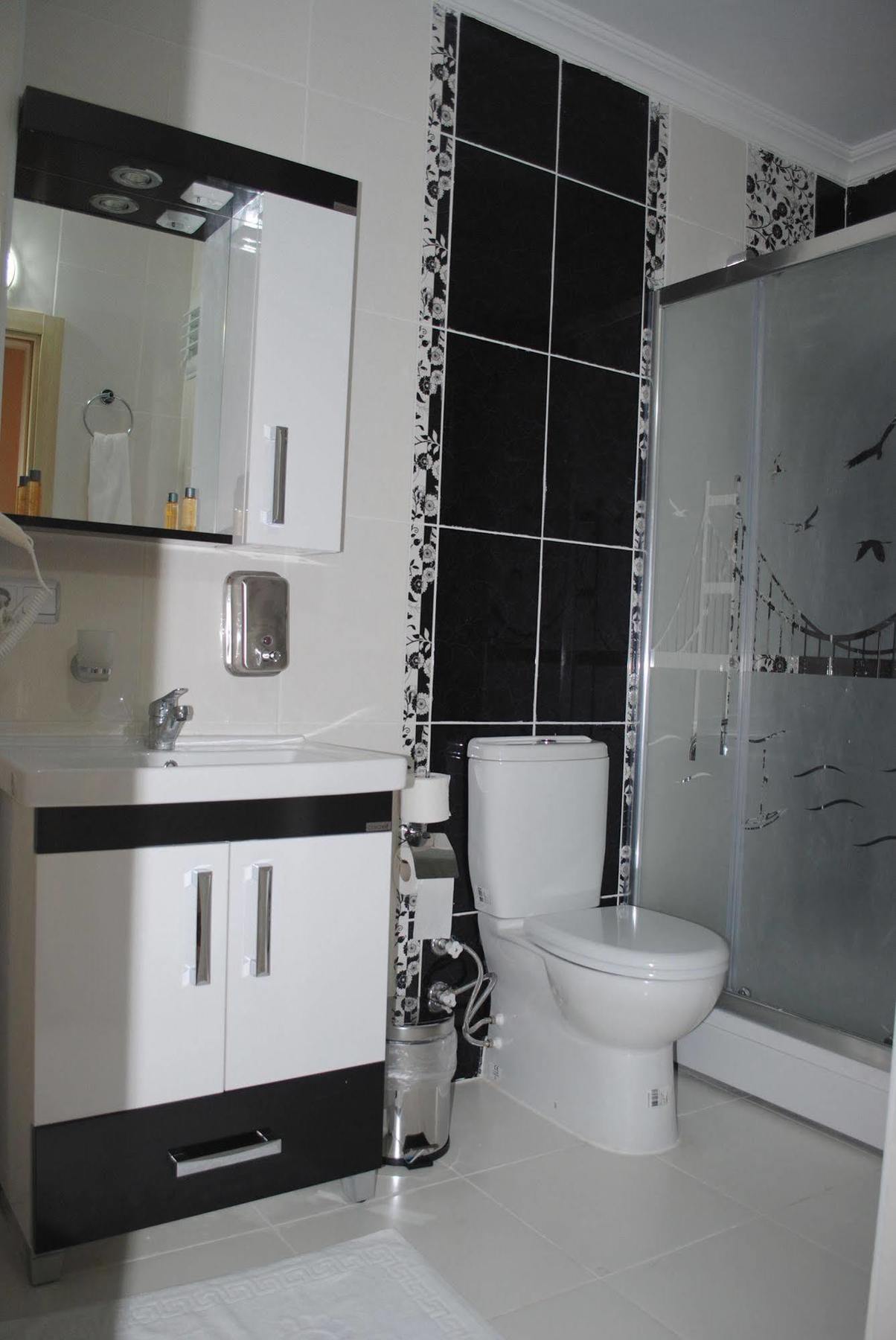 Diamond Aparthotel 2*